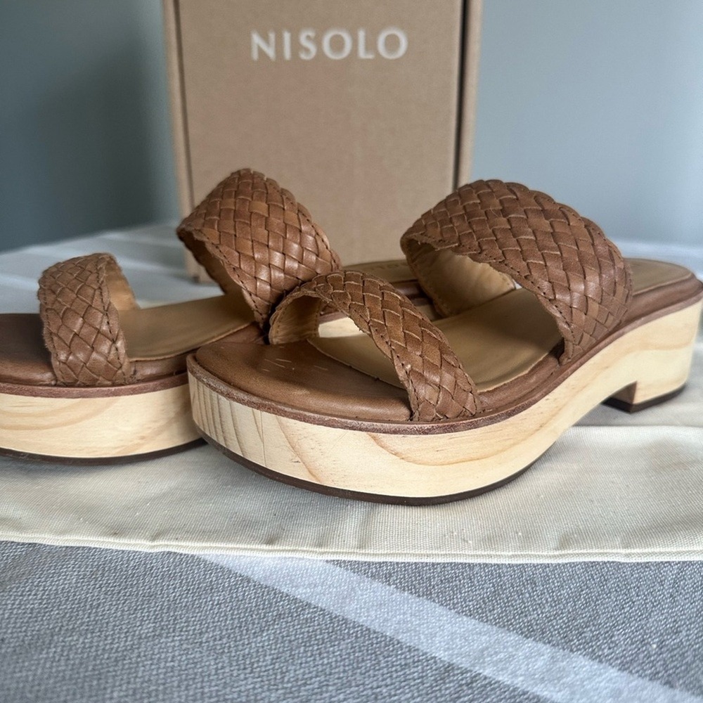 Nisolo Ellie 100% Leather all day woven clog sandal size 5 color almond - Picture 2 of 8